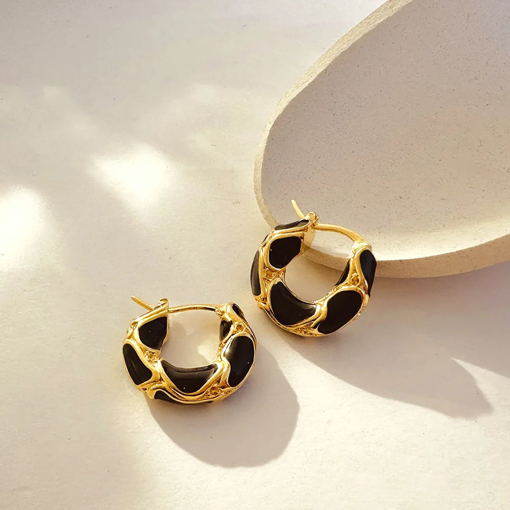 French Retro Enamel Leopard Print U-Shaped Ear Buckle Earrings for Women - Elegant Fashion Jewelry for Parties and Everyday Wear