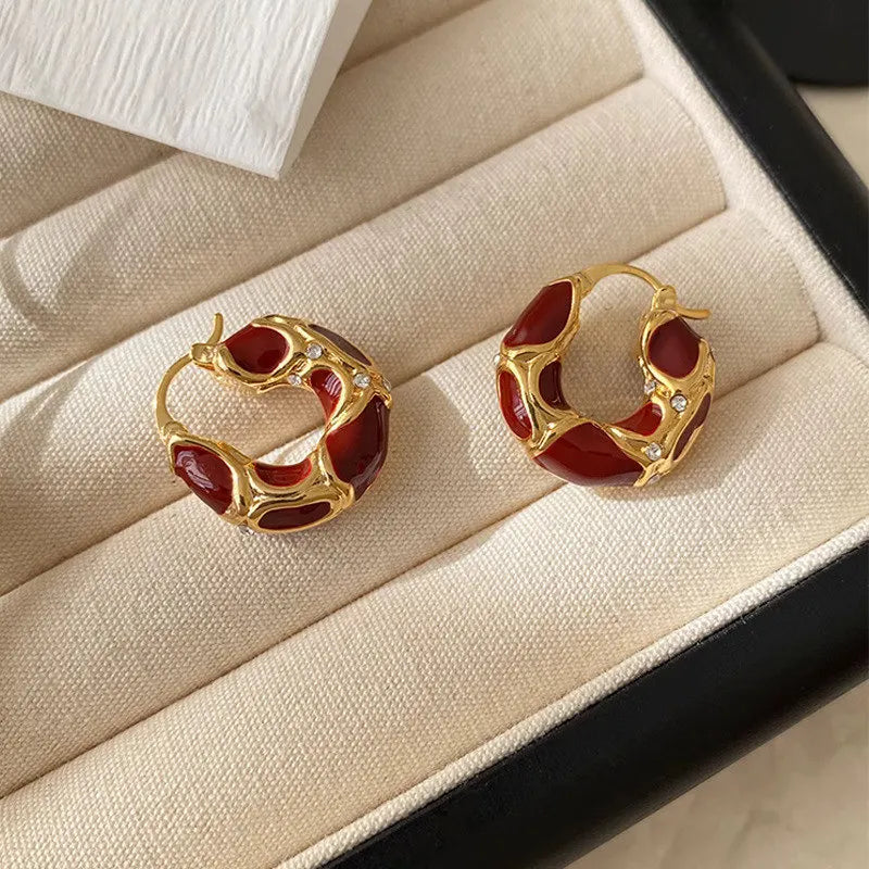 French Retro Enamel Leopard Print U-Shaped Ear Buckle Earrings for Women - Elegant Fashion Jewelry for Parties and Everyday Wear