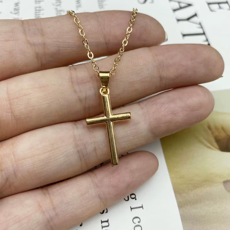 2021 Elegant Crystal Cross Pendant Necklace in Gold and Silver for Men and Women - Ideal Gift for Any Occasion
